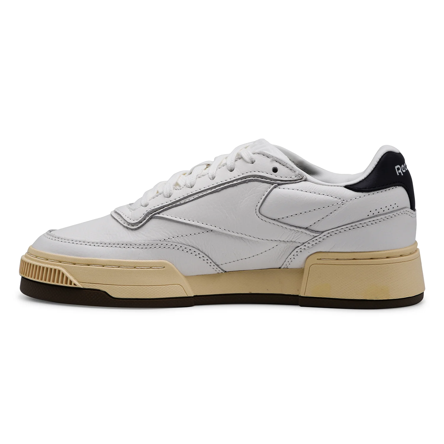 Sneakers Reebok Unisex Club C Ltd Pelle Bianco Con Tallone Nero - Image 4