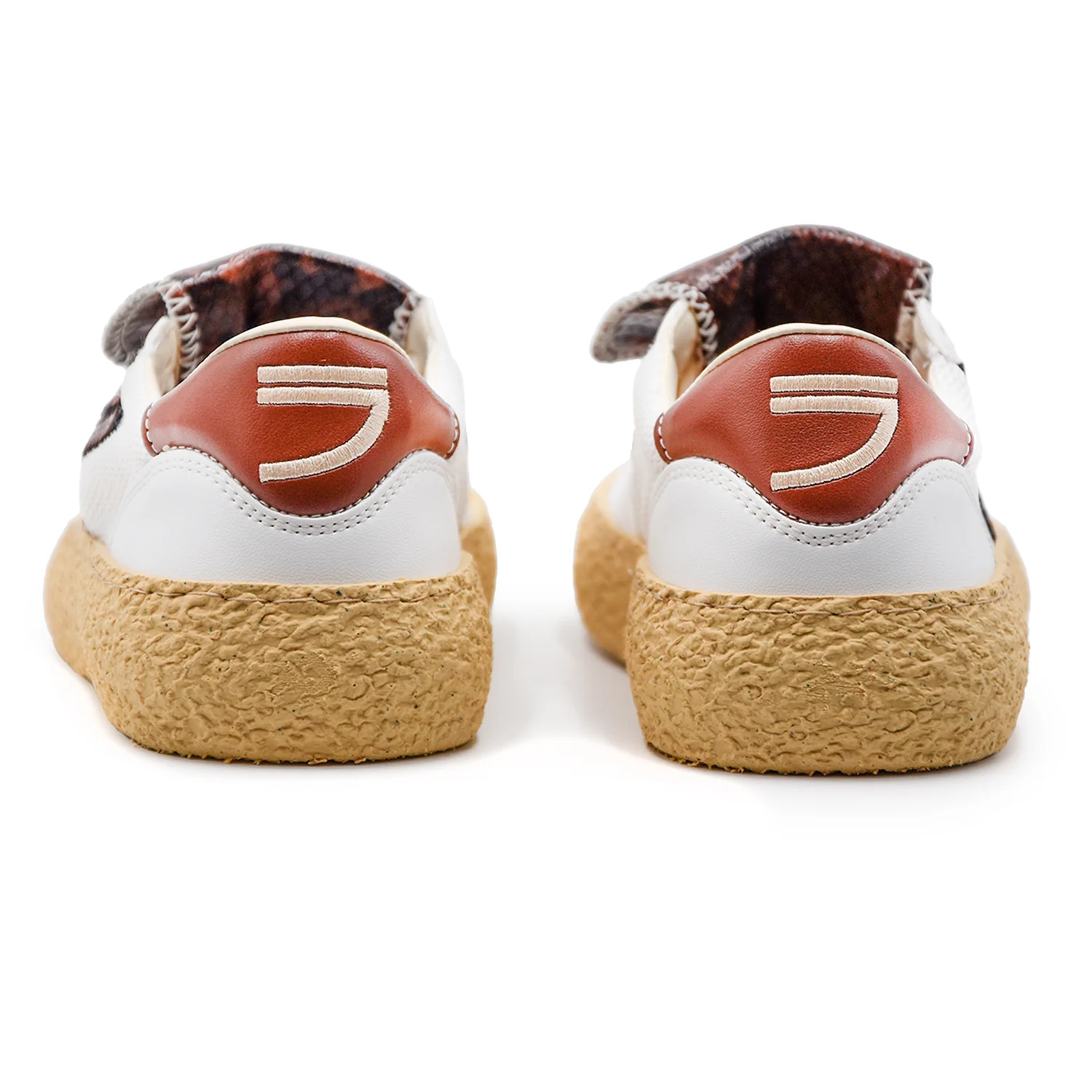 Sneakers Puraai Donna Polly Tab Kaa Bianco Dal Design Iconico - Image 5