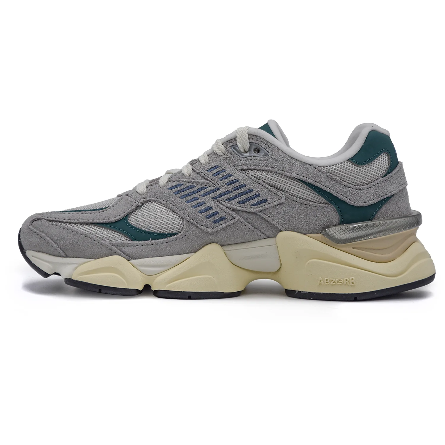 Sneakers Donna New Balance 9060HSM Grigio Dall'Estetica Futurista - Image 3