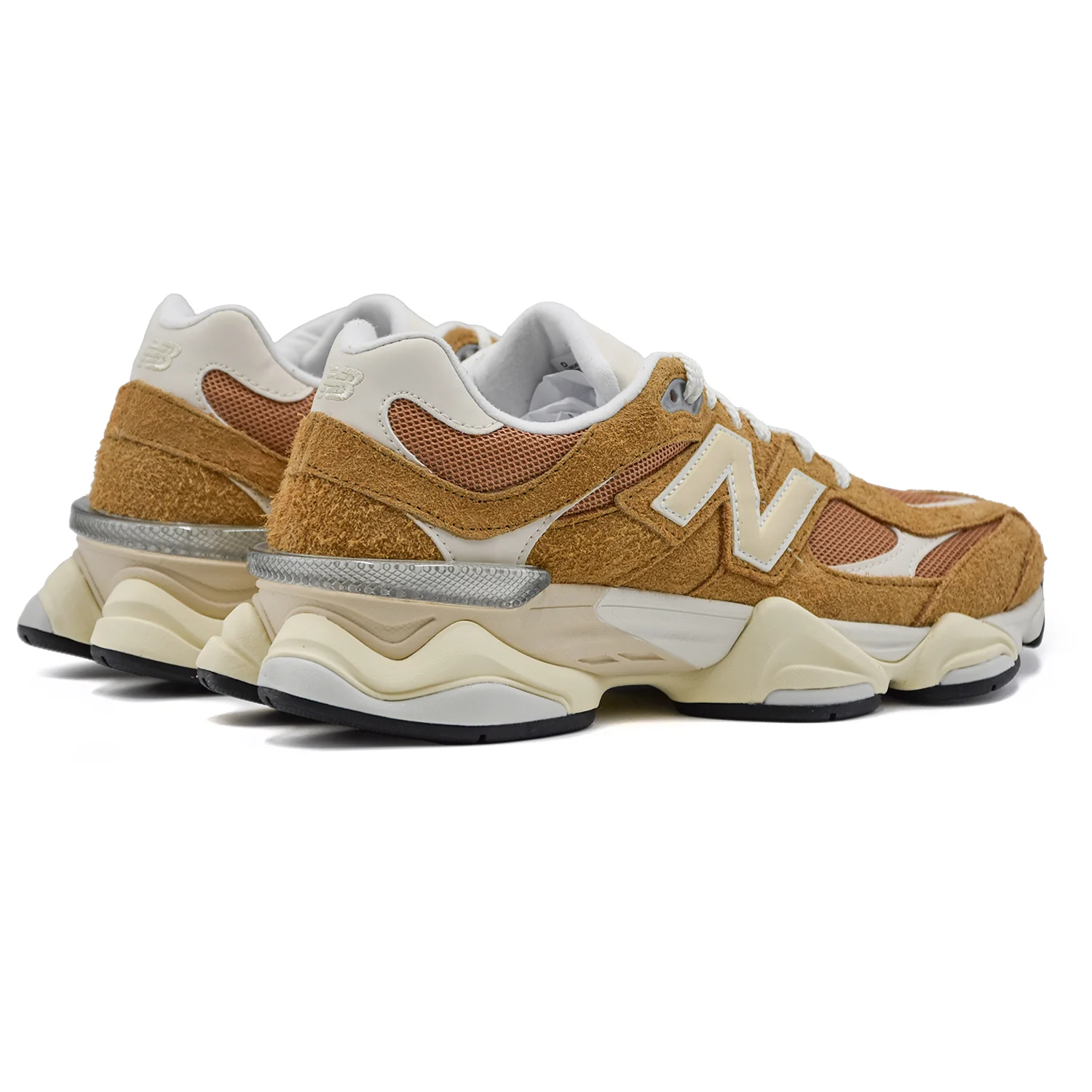 New Balance 9060 Sneakers Ocra Uomo Con Elemento CR Trasparente - Image 4
